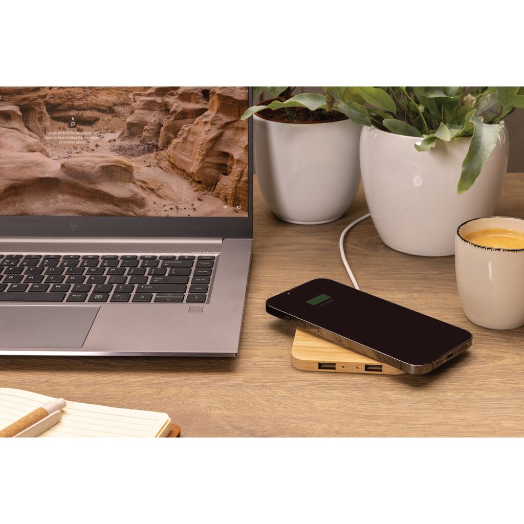 10W Wireless-Charger mit USB aus Bambus - braun-826