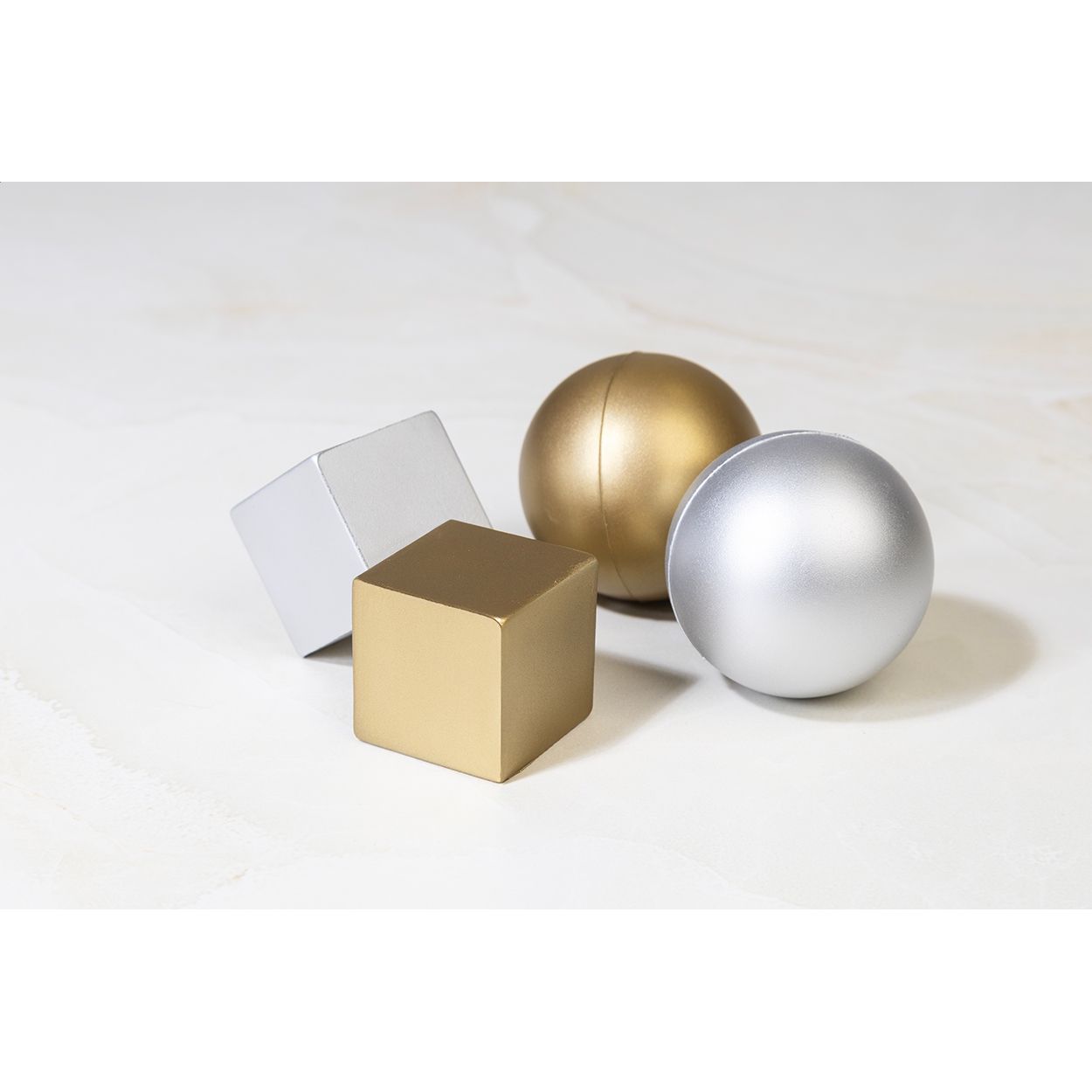 Cubix Shine Metallic Antistressball - silber-739