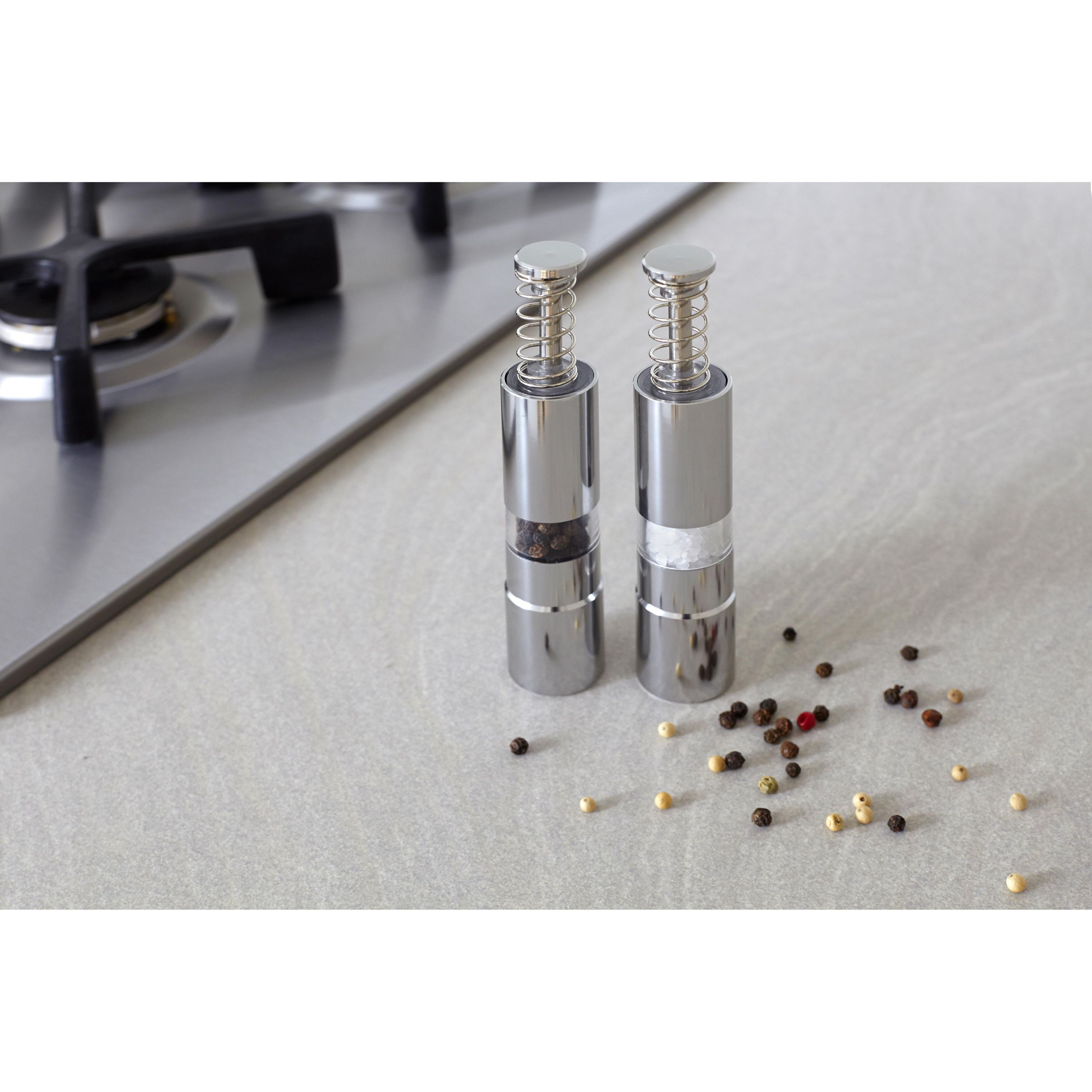 Salz-und Pfeffermühle aus Metall Annalena - silber-433