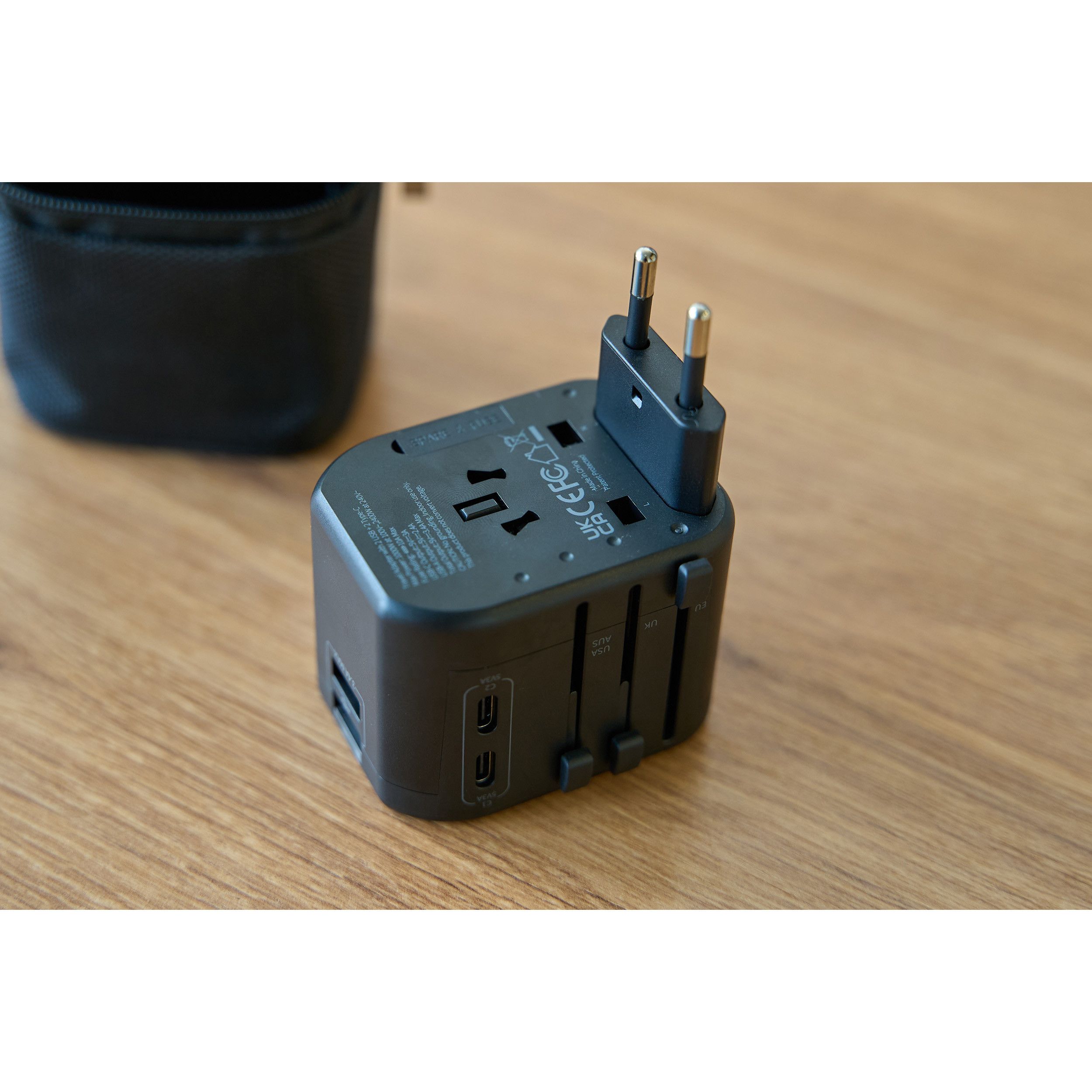 Reiseadapter Maracena - schwarz-134