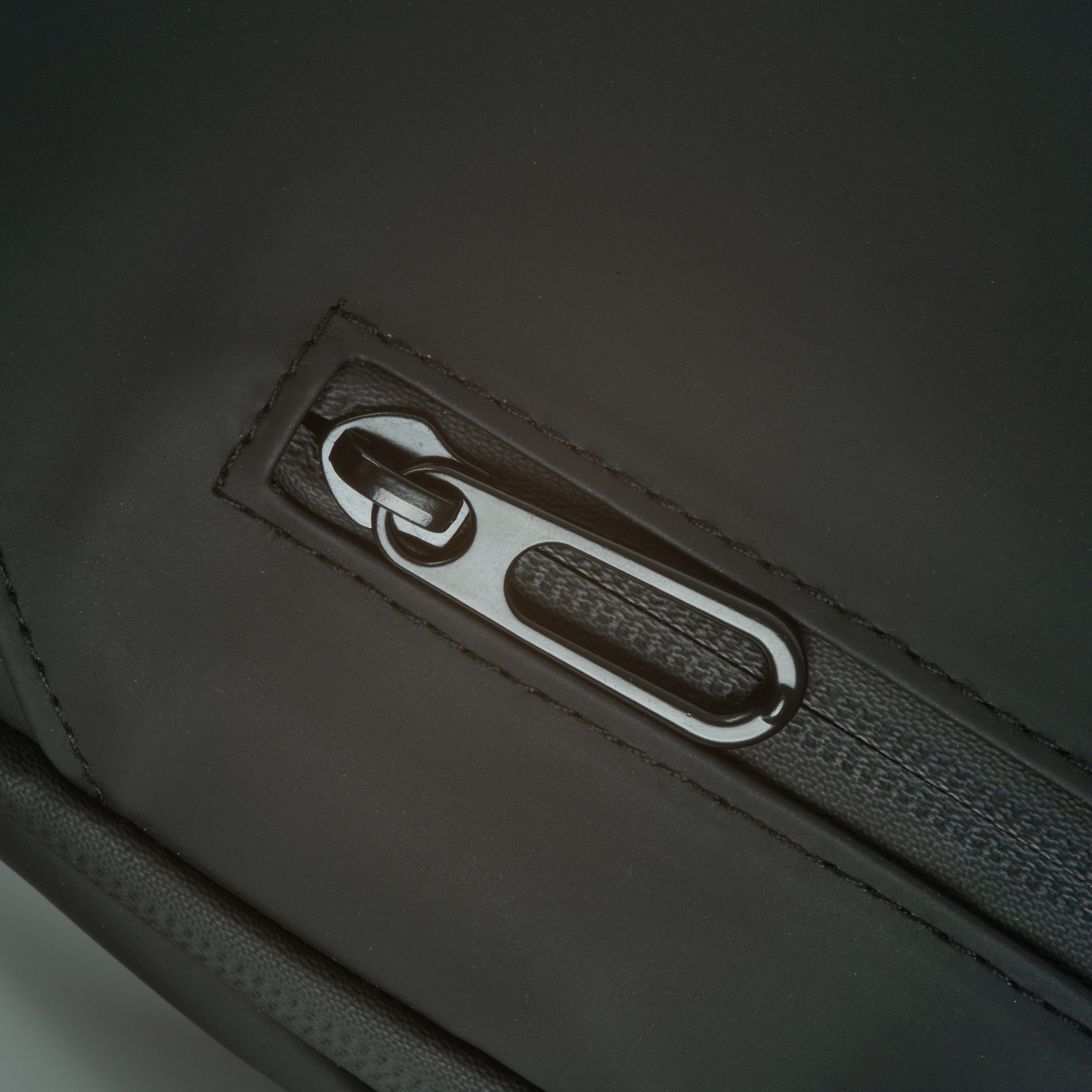CrisMa Crossbody- Umhängetasche  - schwarz-497