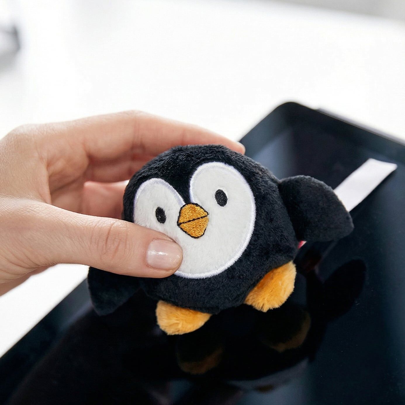 MiniFeet® Bildschirmreiniger Schmoozies® Pinguin - schwarz - weiß-665